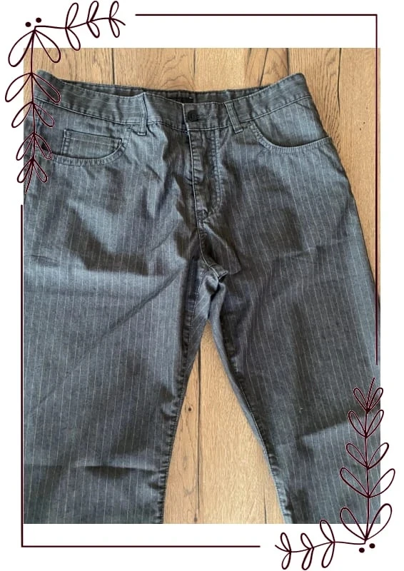 Dark grey straight-leg trousers with fine stripes JULES Size 44, excellent condition – photo 5